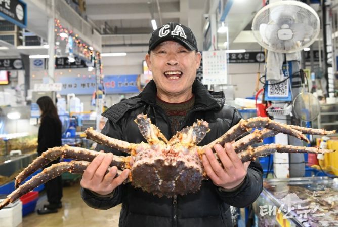 농수산물도매시장 개장부터 함께한 강창열씨.