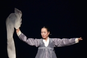 경기도무형문화재제8호 승무·살풀이춤 예능보유자 ‘松岳 김복련과 제자백가의 춤 11’ 화성재인청춤 “이동안 원류”