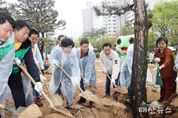 수원특례시의회, 제79회 식목일 기념 나무심기 동참
