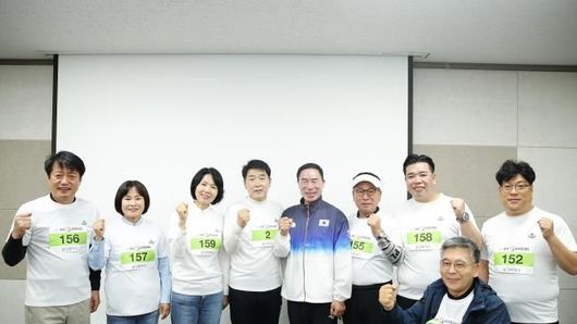 화성특례시의회, 제26회 화성 효 마라톤 대회 참석