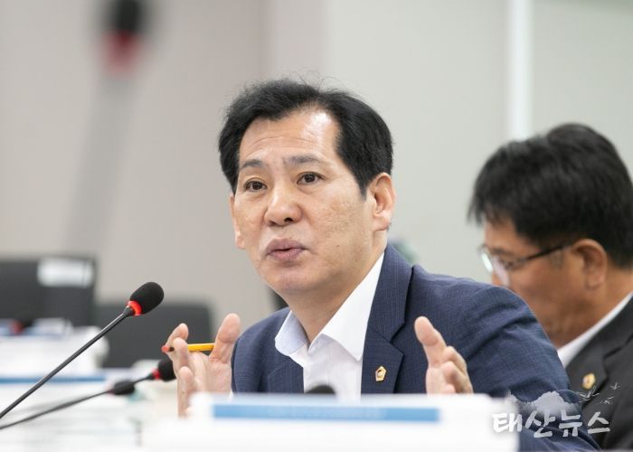 경기도의회 안전행정위원회 이영봉 의원(더불어민주당, 의정부2)