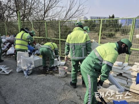 수원시 권선구, 서둔동 탑동 야구장 주변 합동 대청소 실시