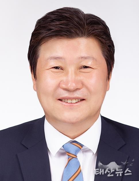 용인특례시의회 김진석 의원 대표발의 '용인시 사무의 공공기관 위탁·대행에 관한 조례안' 본회의 통과