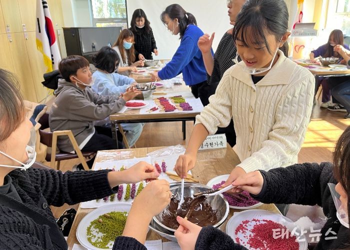 안양시자원봉사센터 가족봉사단 아이생각팀, 빵·쿠키 나눔 연합봉사
