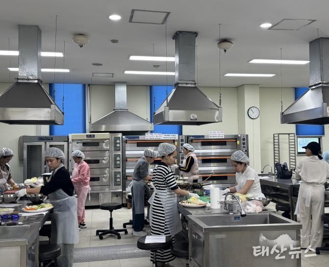 더 큰 행복 포천시가족센터, 결혼이민자 정착단계별 지원 ‘한식 요리 교실’ 운영