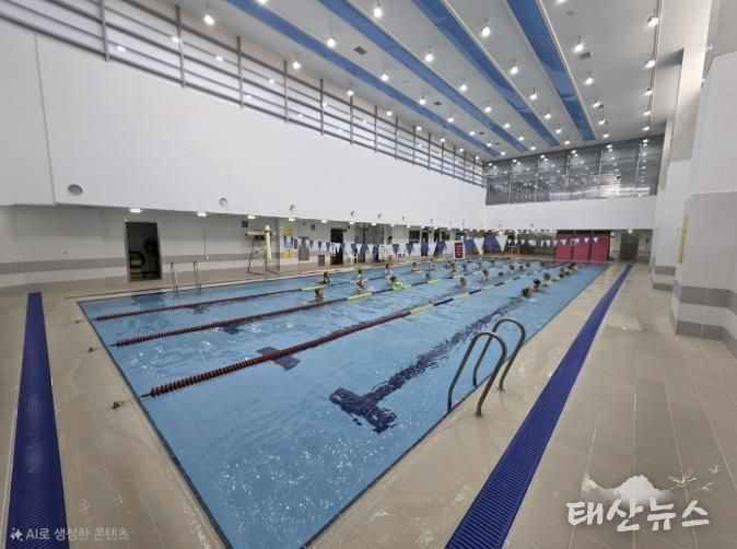 백운커뮤니티센터 수영장