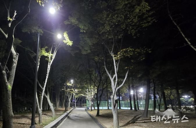 조명등을 교체한 광명시민체육관 일대 전경