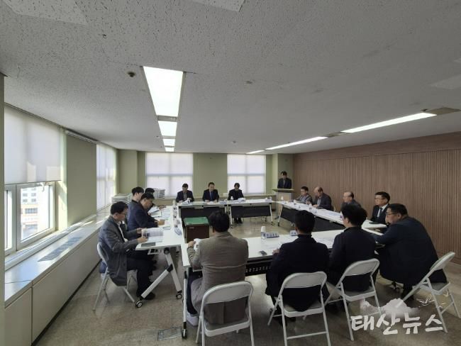 대장·역곡신도시 공사업체와 지역업체 간‘상생 간담회’ 개최 모습