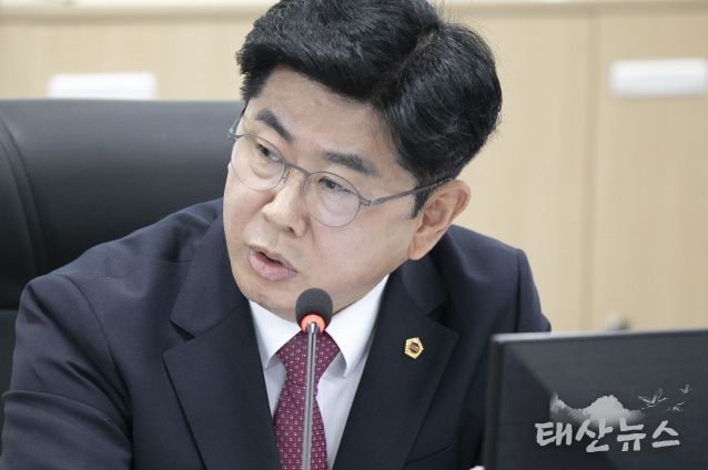 경기도의회 미래과학협력위원회 소속 윤충식 의원(국민의힘, 포천1)