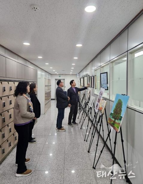 처인구 역북동 주민자치위원회는 7일부터 14일까지 역북동행정복지센터에서 주민자치 프로그램 작품전시회를 개최했다