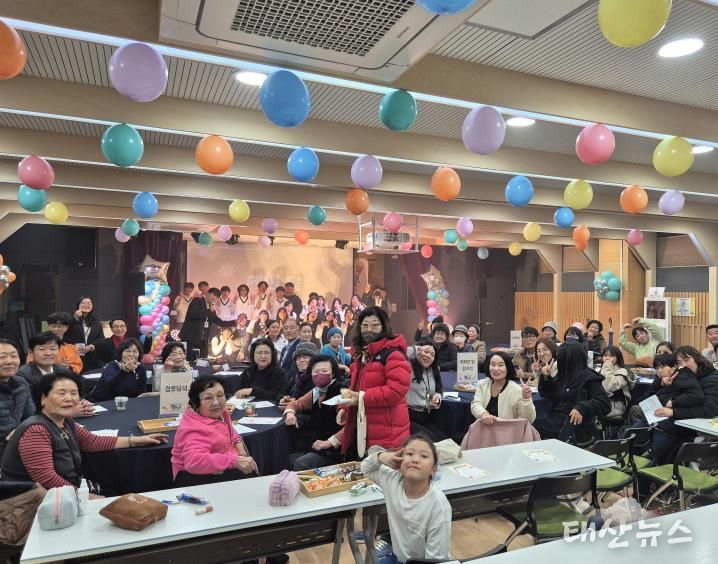 2025년 포천청소년문화의집 청소년방과후아카데미 빵빵한 봉사단 '세대공감 발표회' 성공적으로 마무리