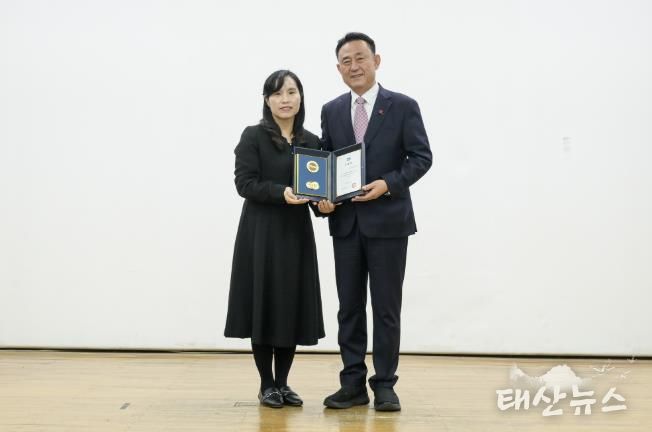 여주시육아종합지원센터, “2025년 경기도형 보육컨설팅 유공” 경기도지사 표창 수상