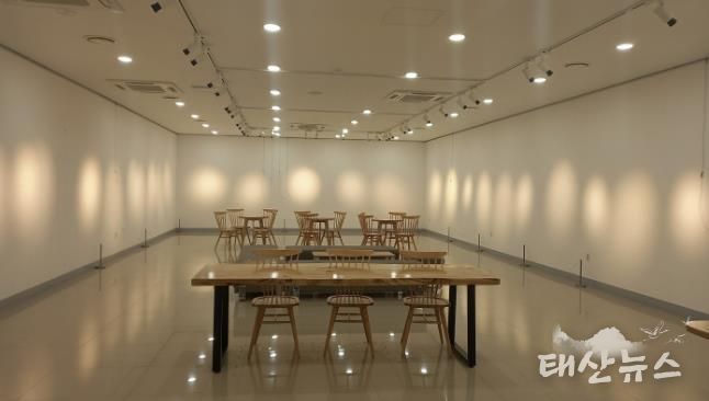 연갤러리 내부 공간