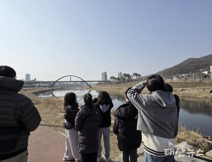 동두천시 남산모루 작은도서관, 따뜻해진 2월 겨울 철새 관찰 프로그램 진행