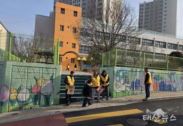 포천시 영북면 청소년지도협의회, 등굣길 어린이 교통안전 캠페인 실시